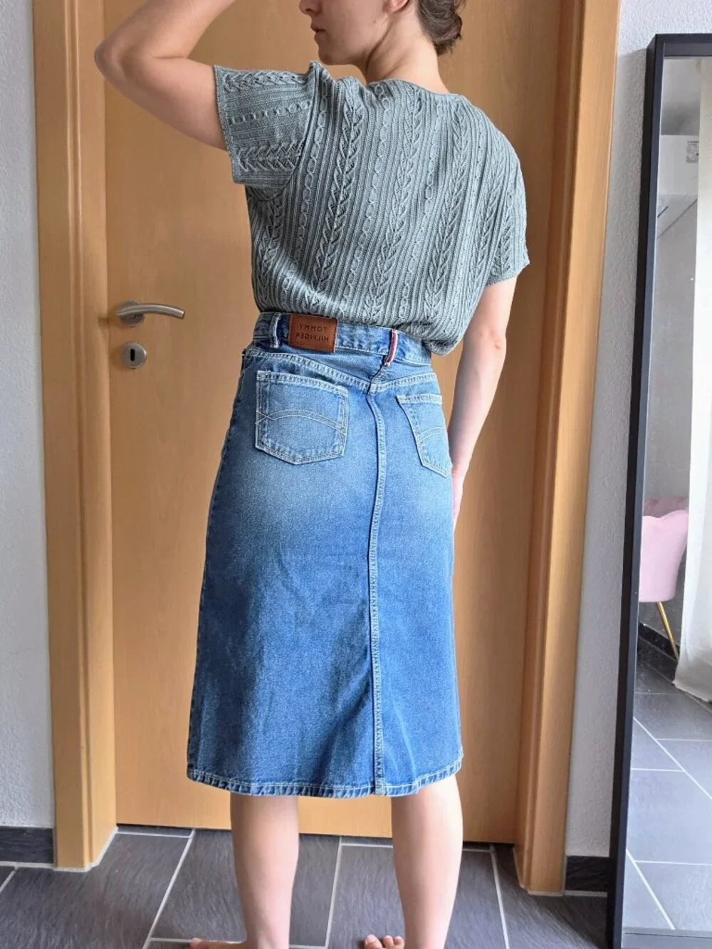 Tommy Hilfiger 90s Knee Length Midi Denim Skirt Front Slit Girls Size 16
